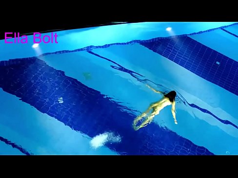 ❤️ నేను చూడటం ఆపలేను, ELLA BOLT రిసార్ట్ పూల్‌లో నగ్నంగా ఈత కొడుతూ దొరికిన యువ అందగత్తె ❤️ ఫకింగ్ te.xxxdeutschepornos.ru ❤
